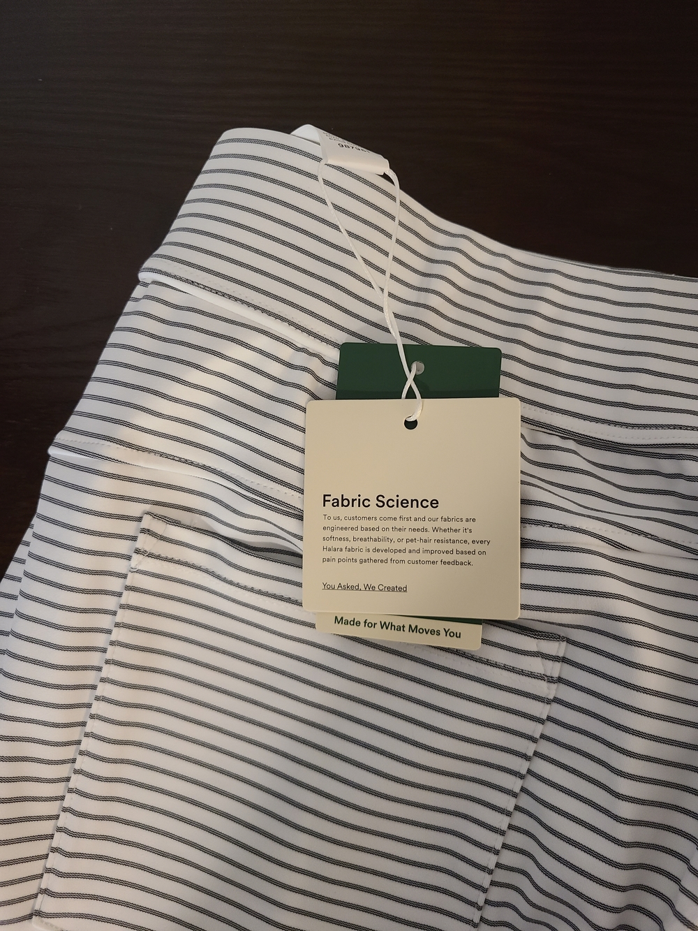 HALARA White Pants with Black Pinstripes